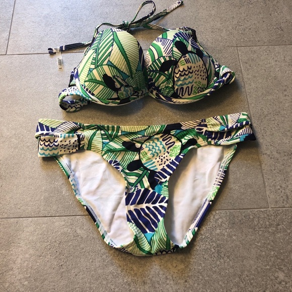 Aerie Brooke Halter Style Bikini - Picture 5 of 14
